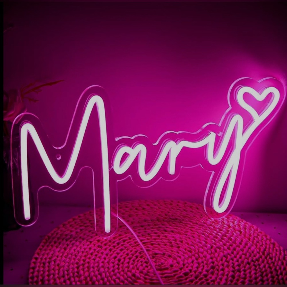 I'm Live - Like this listing to be notified when I go Live! Thanks poshers! - Picture 13 of 15